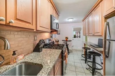 75A Meadowbrook Pl #A, Maplewood, NJ 07040 - Photo 1