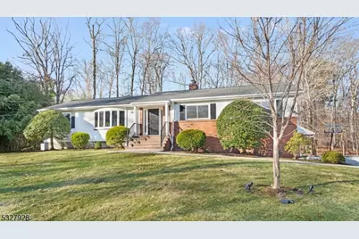 30 Lenape Trl, Warren Township, NJ 07059 - Photo 1