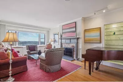 375 Mt Prospect Ave #8B, Newark, NJ 07104 - Photo 1