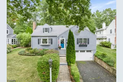 8 Rose Ter, Chatham, NJ 07928 - Photo 1