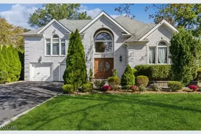 1 Woodside Rd, Springfield, NJ 07081 - Photo 1