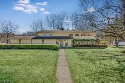 20 Glenside Ave, Hamburg, NJ 07419 - Photo 1