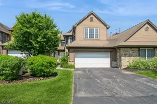 101 Bracken Hill Rd, Hardyston Township, NJ 07419 - Photo 1