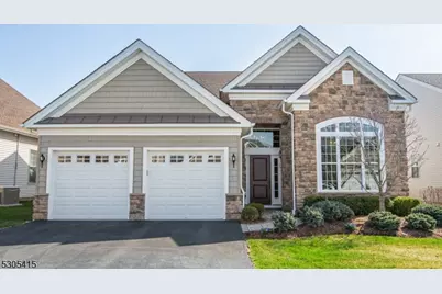 39 Gordon Way, Mount Olive, NJ 07836 - Photo 1