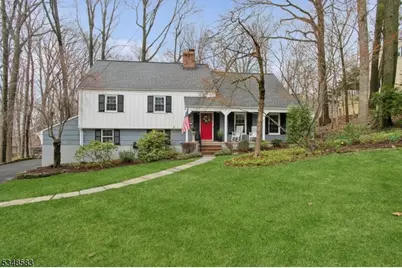128 Murray Hill Blvd, Berkeley Heights Township, NJ 07974 - Photo 1