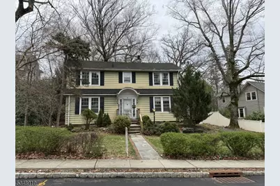 9 Hawthorne Pl, Summit, NJ 07901 - Photo 1