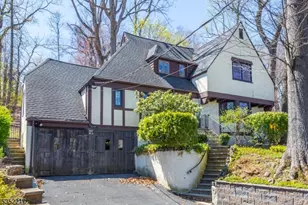 41 Stocker Rd, Verona, NJ 07044 - Photo 1