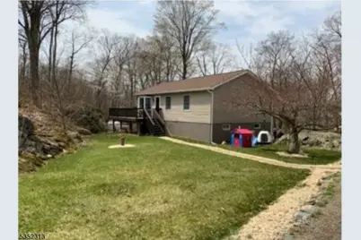 6 Hickory Ln, Vernon, NJ 07462 - Photo 1