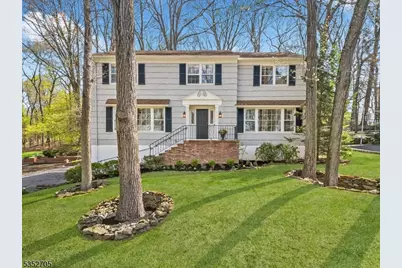 34 Ridge Dr, Berkeley Heights Township, NJ 07922 - Photo 1