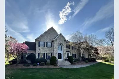 8 Highland Dr, Chester, NJ 07930 - Photo 1