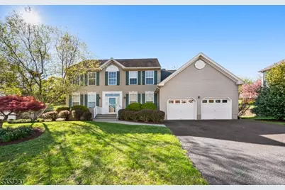 31 Canada Goose Dr, Allamuchy Township, NJ 07840 - Photo 1