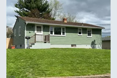 170 Carpentersville Rd, Phillipsburg, NJ 08865 - Photo 1