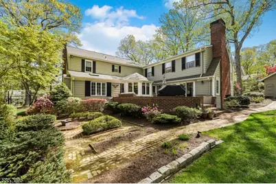 14 Grove St, Caldwell, NJ 07006 - Photo 1