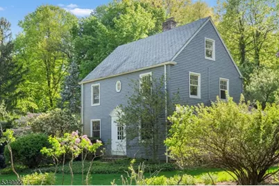 30 Edgecliff Rd, Montclair, NJ 07043 - Photo 1