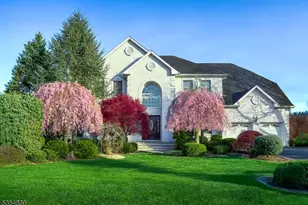 8 Softwood Way, Warren Township, NJ 07059 - Photo 1