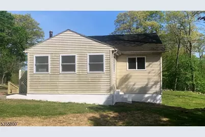 315 Tulsa Trl, Hopatcong, NJ 07843 - Photo 1