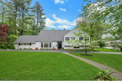 6 Ronarm Dr, Mountain Lakes, NJ 07046 - Photo 1