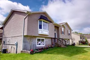 103 Racetrack Cir, Montague, NJ 07827 - Photo 1