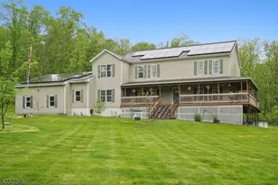 902 Sprout Hill Rd, Hampton Township, NJ 07860 - Photo 1