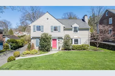 19 Hickory Rd, Summit, NJ 07901 - Photo 1