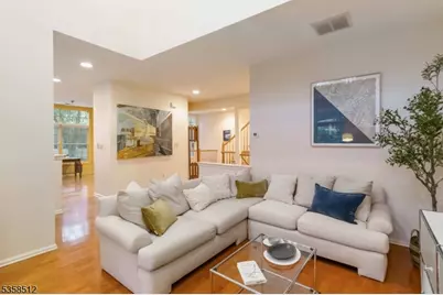 618 Turlington Ct, Livingston, NJ 07039 - Photo 1