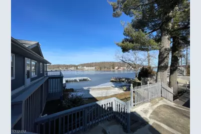 431 Lakeside Blvd #12, Hopatcong, NJ 07843 - Photo 1