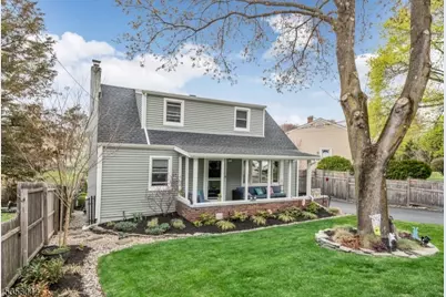 3 Canterbury Rd, Ringwood, NJ 07456 - Photo 1