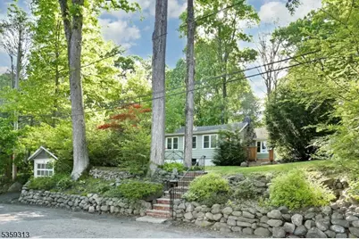 58 Hillside Rd, Ringwood, NJ 07456 - Photo 1