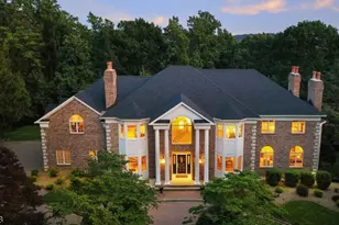 24 Glenview Dr, Warren Township, NJ 07059 - Photo 1