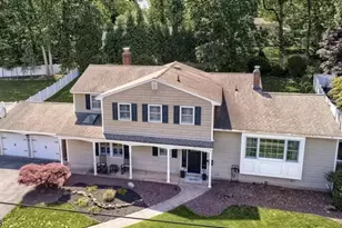 27 Bristol Pl, Wayne, NJ 07470 - Photo 1