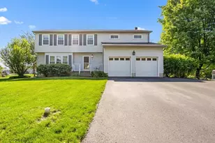 5 Portsmouth Ct, Raritan Township, NJ 08822 - Photo 1