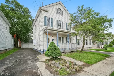 17 Lincoln Pl, North Plainfield, NJ 07060 - Photo 1