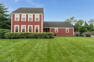 26 Magnolia Rd, Franklin Township, NJ 08873 - Photo 1