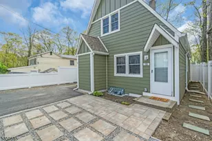 10 Rutgers Way, Hopatcong, NJ 07843 - Photo 1