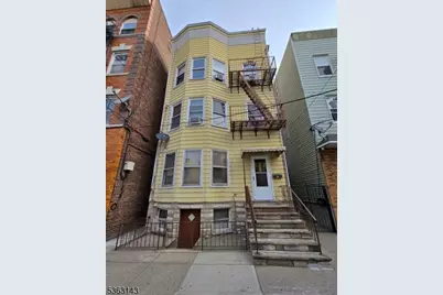 90 Warwick St, Newark, NJ 07105 - Photo 1