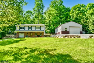 28 Holland Mt Rd, Jefferson Township, NJ 07438 - Photo 1