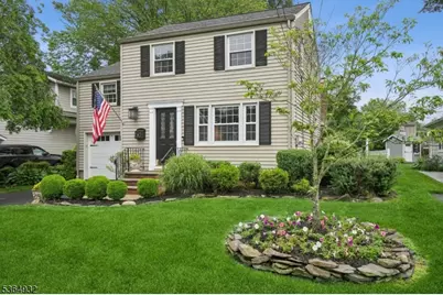 58 N Summit Ave, Chatham, NJ 07928 - Photo 1