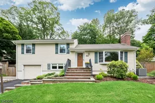 84 Burnham Pkwy, Morris Township, NJ 07960 - Photo 1