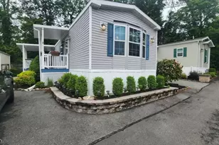 7 Makepeace Dr, Jefferson Township, NJ 07438 - Photo 1