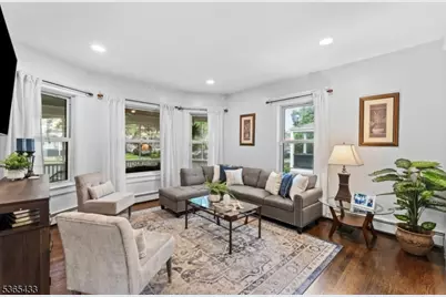 27 Hillside Ave, Chatham, NJ 07928 - Photo 1