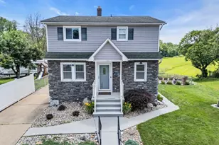 721 Roosevelt Ave, Manville, NJ 08835 - Photo 1