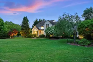 2 Wakefield Dr, Washington Township, NJ 07840 - Photo 1