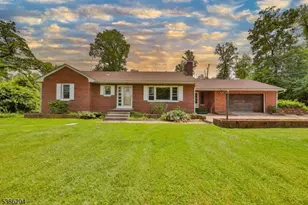 76 Hawks School House Rd, Holland Township, NJ 08804 - Photo 1