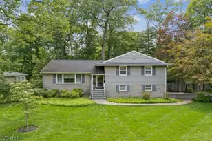 198 Pittsford Way, New Providence, NJ 07974 - Photo 1