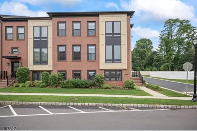 15 E Hartwick Dr, Montgomery Township, NJ 08558 - Photo 1