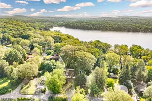 222 Alturas Rd, Vernon, NJ 07422 - Photo 1