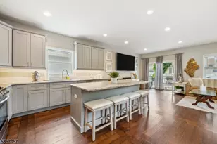 901 Hamilton St, Rahway, NJ 07065 - Photo 1