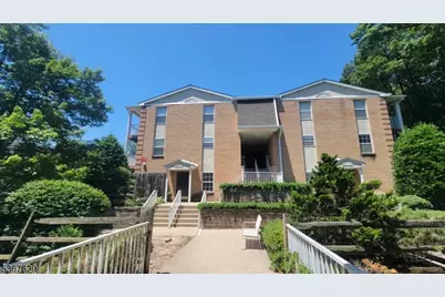 231 Vista Dr #231, Hanover Township, NJ 07927 - Photo 1