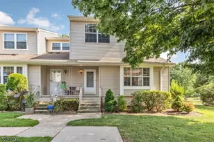 183 Driscoll Ct, Franklin Township, NJ 08873 - Photo 1