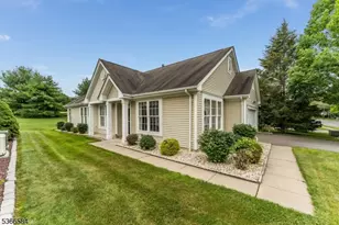 6 Kensington Cir, White Township, NJ 07823 - Photo 1